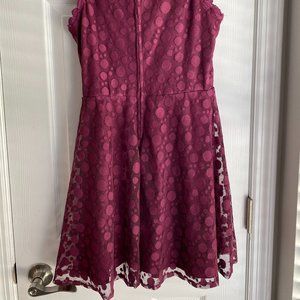 Lily Rose Lace Mini  Cocktail Dress in maroon